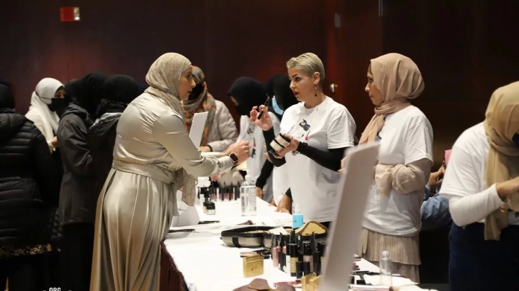 بالصور/ وسط مشاركة حاشدة في ديربورن.. &quot;Rkaly Cosmetic&quot; تحتفل بالسنوية الأولى لإطلاق مستحضراتها التجميلية