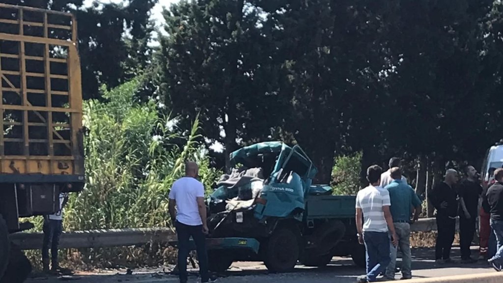  كان يستقل البيك أب لتوفير أجرة الطريق.. عسكري في الجيش يُسلم الروح بحادث سير مروّع على أوتوستراد جبيل 