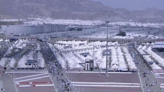 السعودية تحذر من ارتفاع درجات الحرارة في مكّة مع تسجيل عدد من الوفيات في صفوف الحجاج