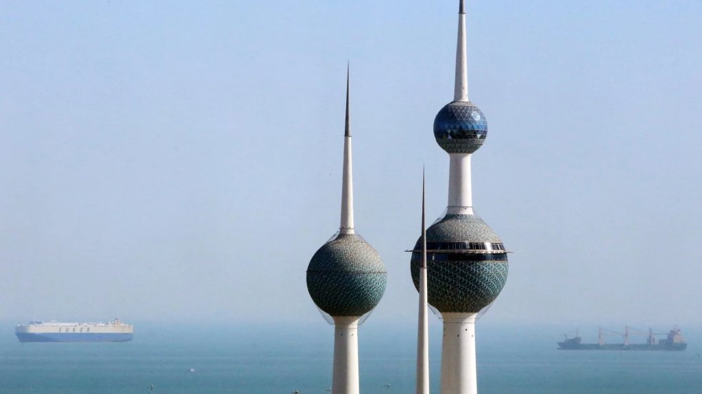 الكويت تقطع الكهرباء لمدة تصل لساعتين بسبب ارتفاع درجات الحرارة