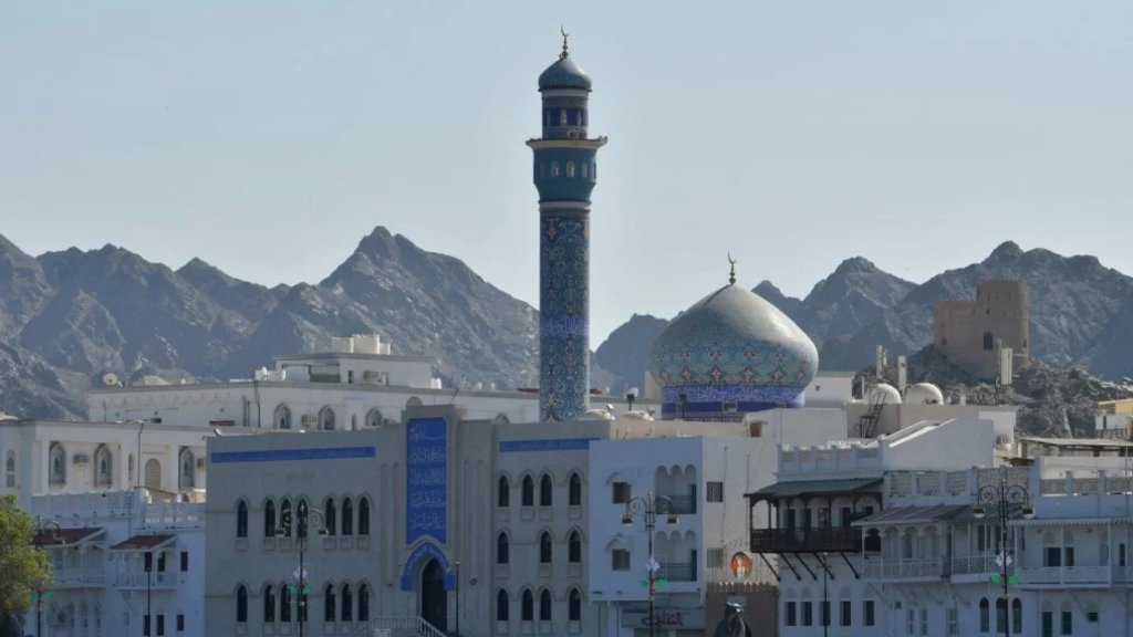 هجومٌ مسلح على مجلس عزاء في سلطنة عمان يُسفر عن استشهاد 4 وإصابة آخرين في محيط مسجد في منطقة الوادي الكبير في مسقط